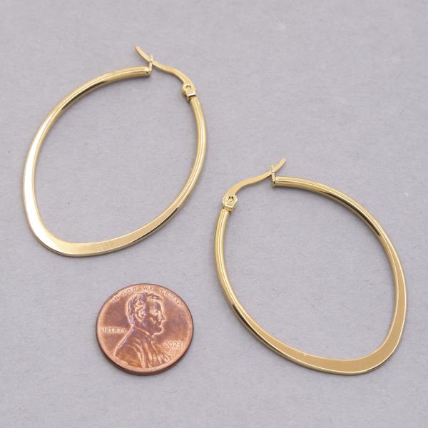 SODAJO FLAT OVAL GOLD DIPPED EARRING