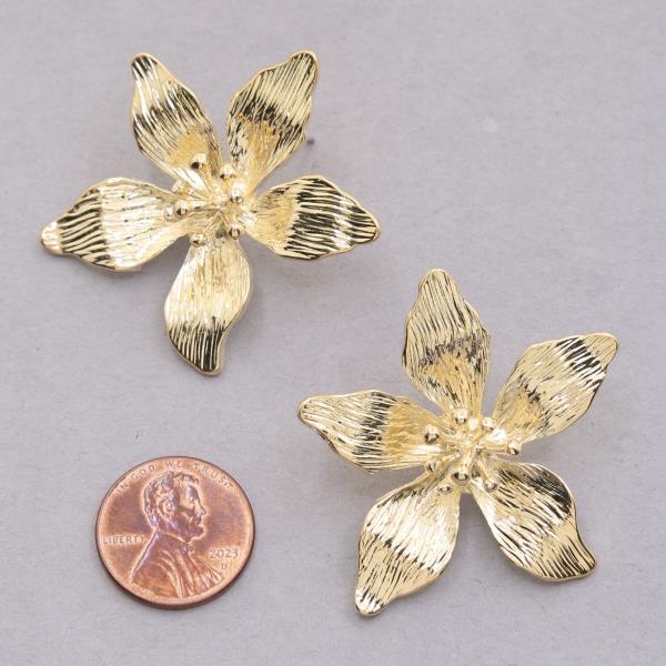 SODAJO FLOWER SHAPE GOLD DIPPED EARRING