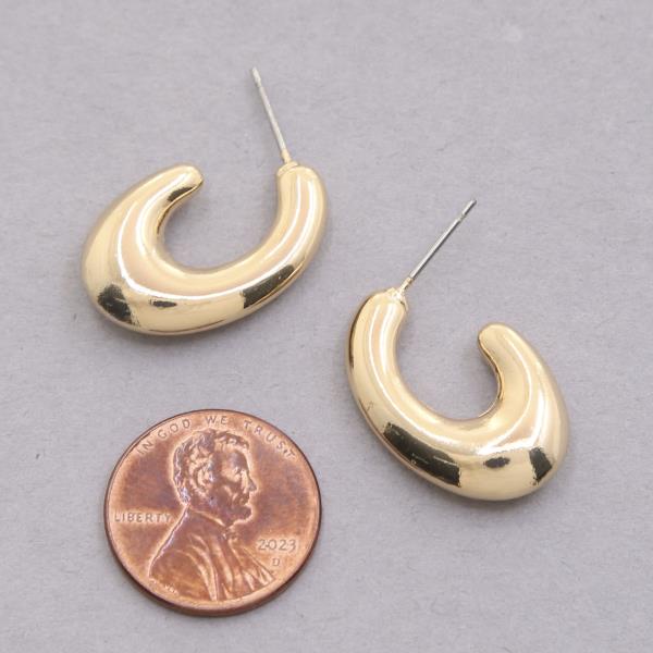 SODAJO OPEN OVAL GOLD DIPPED EARRING