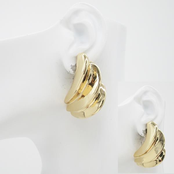 TEXTURED LINED METAL EARRING