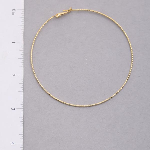 SODAJO TEXTURED GOLD DIPPED HOOP EARRING