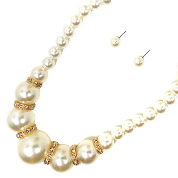 CHUNKY PEARL BEAD NECKLACE