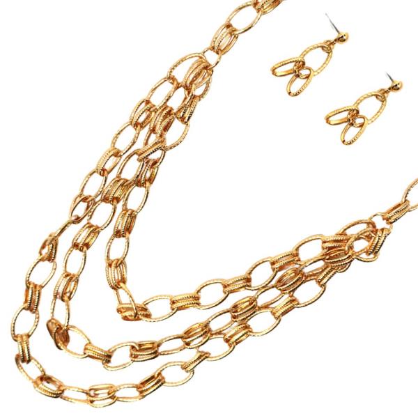 OVAL LINK  METAL LAYERED NECKLACE