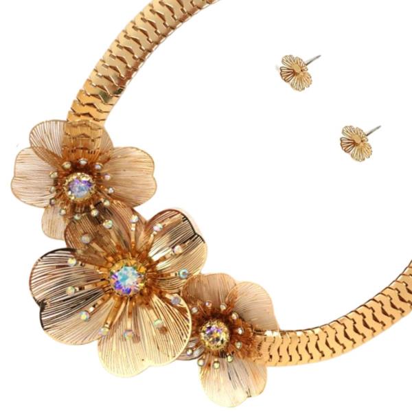 FLOWER METAL NECKLACE