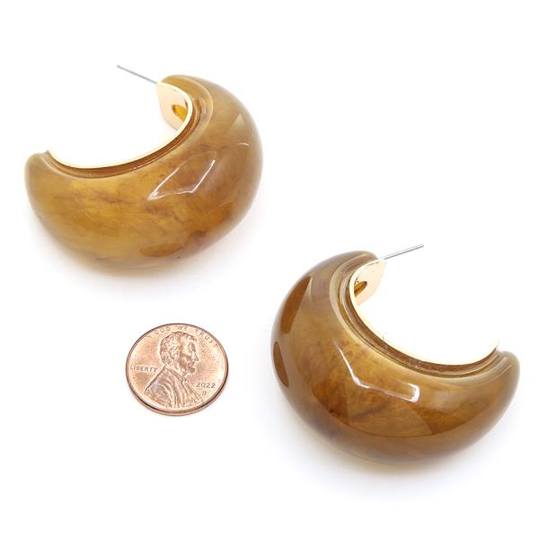 ACRYLIC RESIN CHUNKY MARBLE HOOP POST EARRINGS