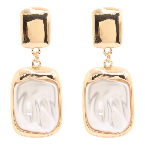 METAL PEARL DANGLE EARRING