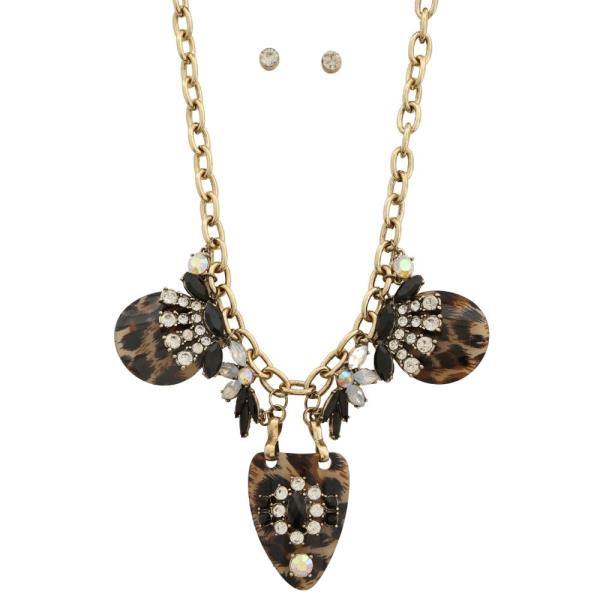 MULTI SHAPE NECKLACE