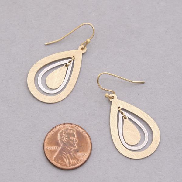 TWO TONE TEARDROP DANGLE EARRING