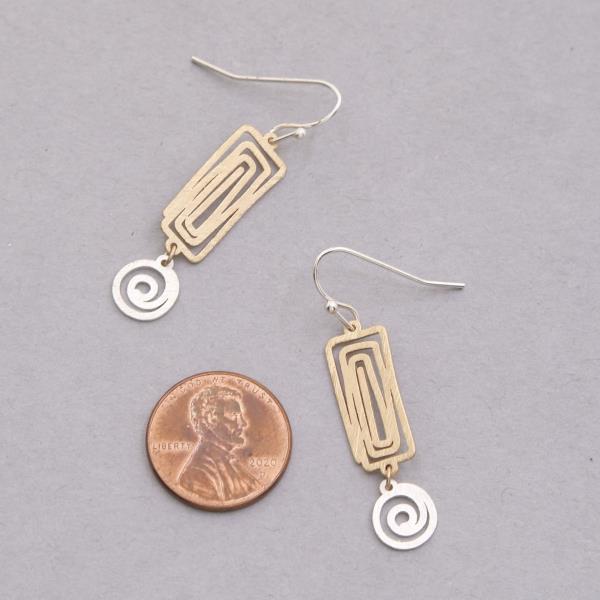 TWO TONE RECTANGLE CIRCLE LINK DANGLE EARRING
