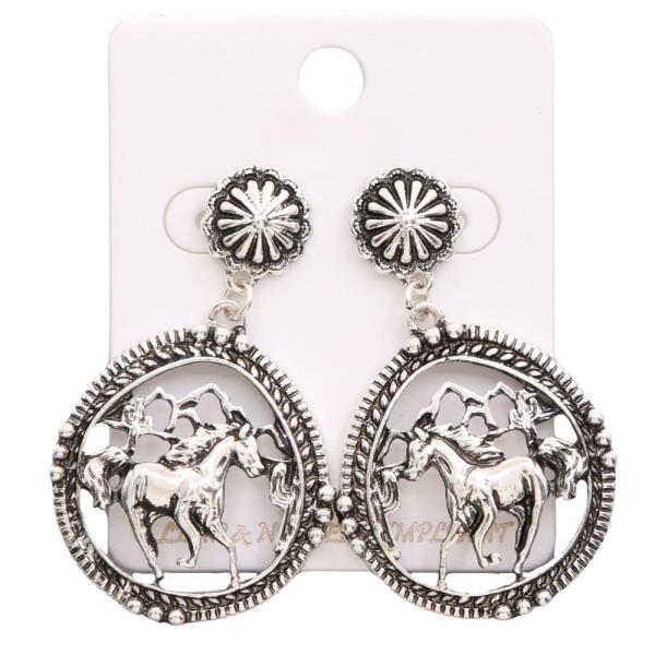 WESTERN STYLE ROUND METAL DANGLE EARRING