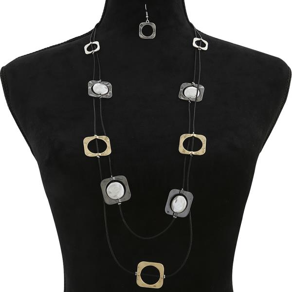 SQUARE ROUND STATION CORD LONG NECKLACE EARRING SET