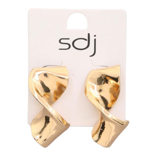 SDJ RUFFLE METAL EARRING