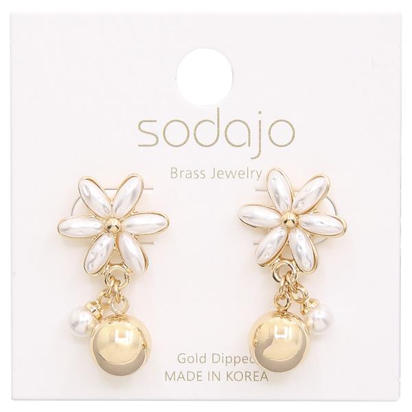 SODAJO GOLD DIPPED FLOWER BALL PEARL CHARM EARRING