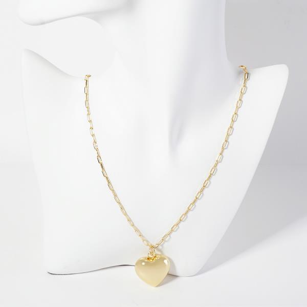HEART PENDANT NECKLACE