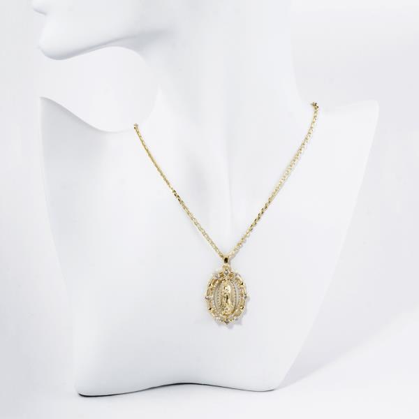 GOLD DIPPED GUADALUPE PENDANT NECKLACE