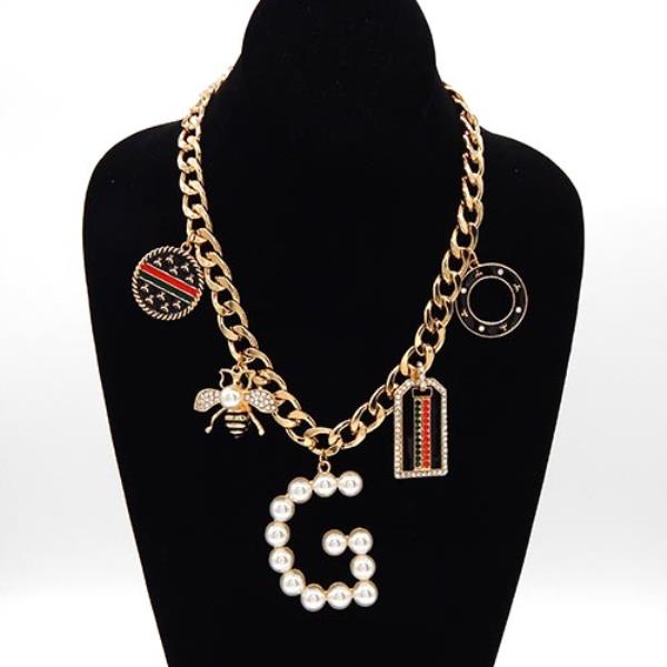PEARL G CHARM CHAIN NECKLACE