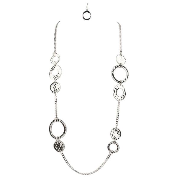 TEXTURED METAL ROUND LONG NECKLACE