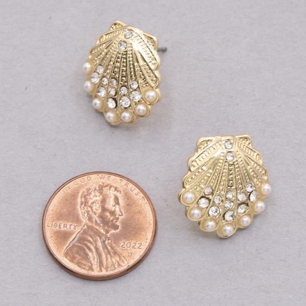 METAL RHINESTONE SHELL STUD EARRING