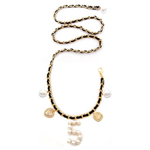 CHAIN BELT WITH CHARM AND G PEARL DANGLING