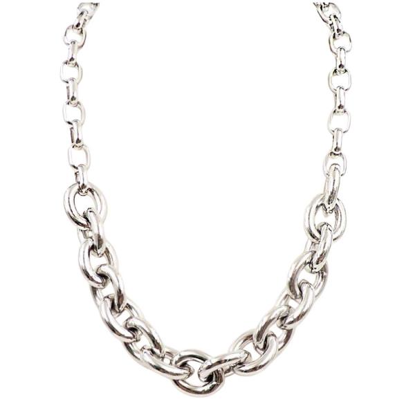 METAL CHAIN NECKLACE