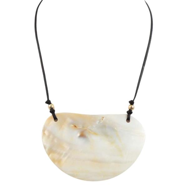 MOP HALF CIRCLE PENDANT NECKLACE