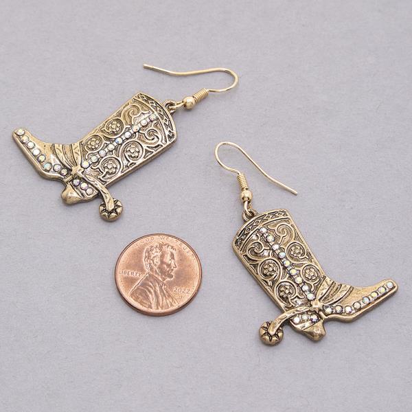 WESTERN STYLE BOOTS DANGLE EARRING