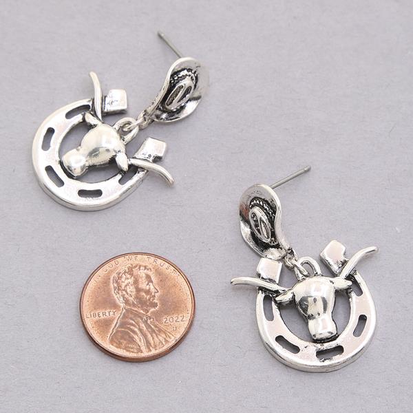WESTERN STYLE COW SKULL HORSESHOE DANGLE EARRING
