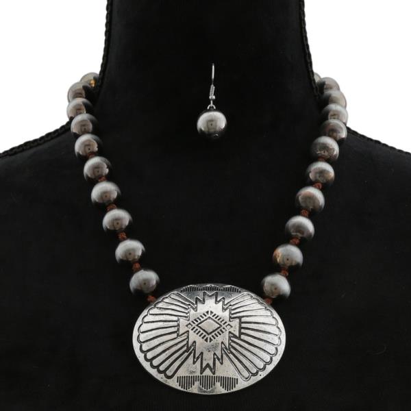 WESTERN STYLE PENDANT BALL BEAD NECKLACE