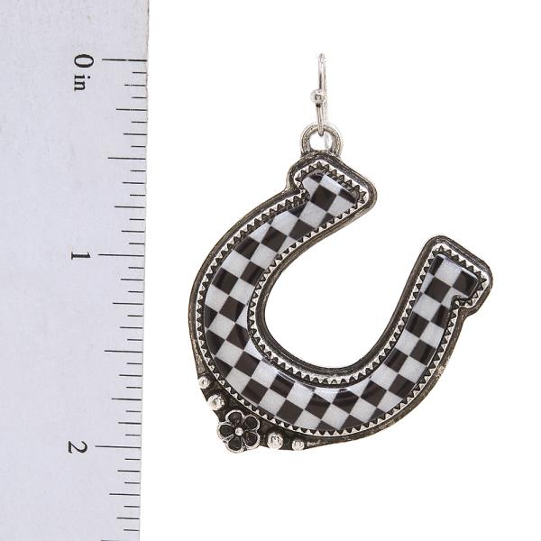 CHECKERED METAL HORSESHOE FLORAL DETAIL DANGLE HOOK EARRINGS
