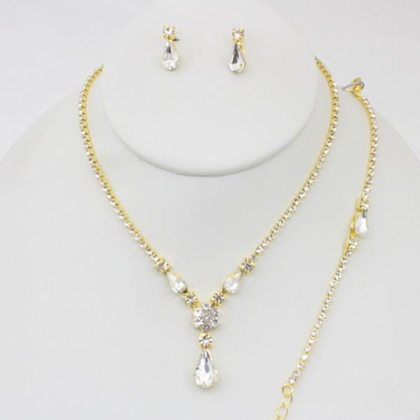 TEARDROP CRYSTAL NECKLACE AND EARRING SET WITH CLUSTER ACCENT