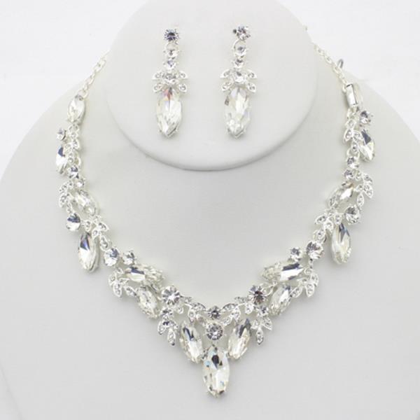 CRYSTAL FLORAL VINE NECKLACE AND EARRING SET