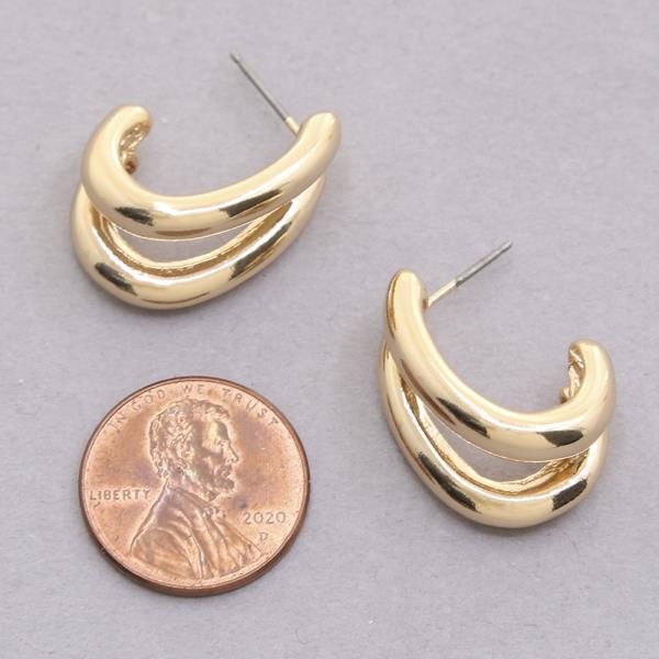 TEXTURED METAL DOUBLE HOOP STUD EARRINGS