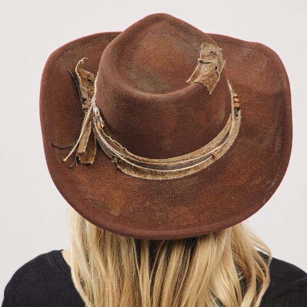 VINTAGE VERSATILE SHAPEABLE COWGIRL & FEDORA HAT WITH FEATHER & DISTRESSED FABRIC BAND