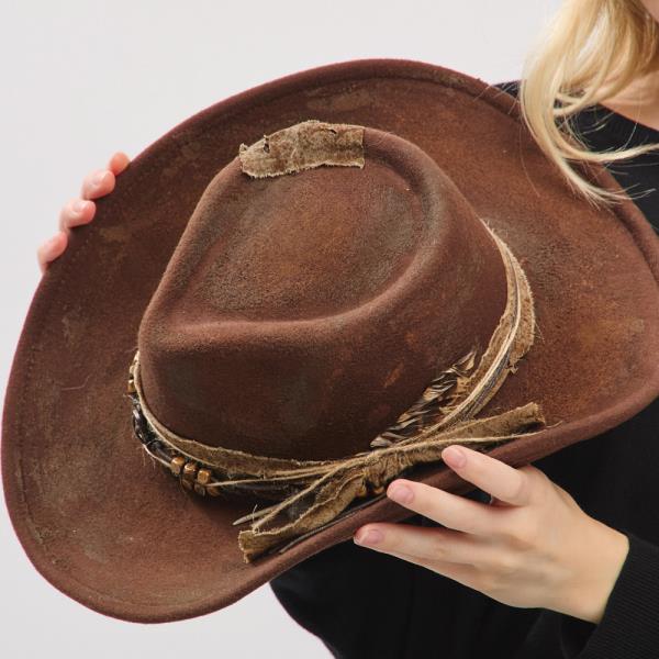 VINTAGE VERSATILE SHAPEABLE COWGIRL & FEDORA HAT WITH FEATHER & DISTRESSED FABRIC BAND