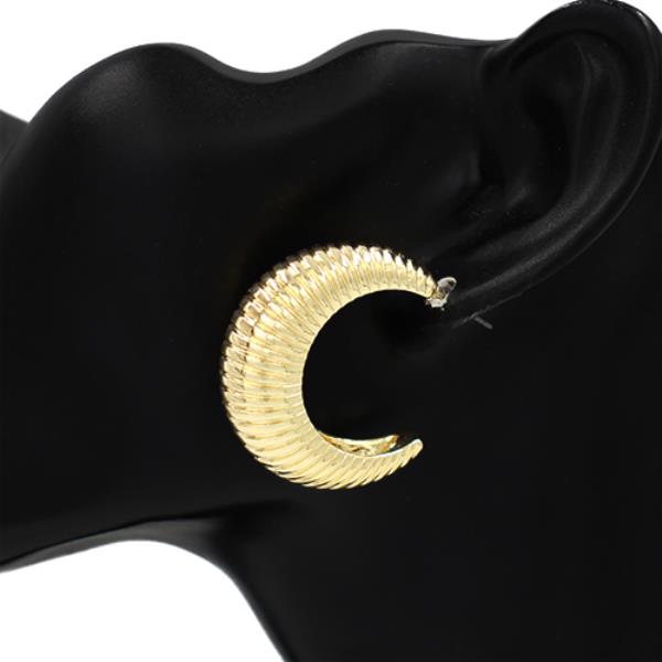 METAL TEXTURED C HOOP EARRING