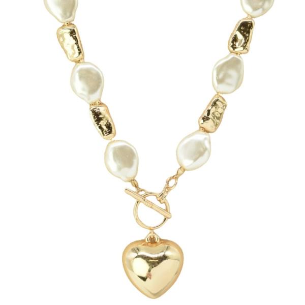 PEARL METAL BEAD TOGGLE CLASP HEART PENDANT NECKLACE