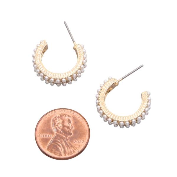 SODAJO GOLD DIPPED PEARL C HOOP EARRING
