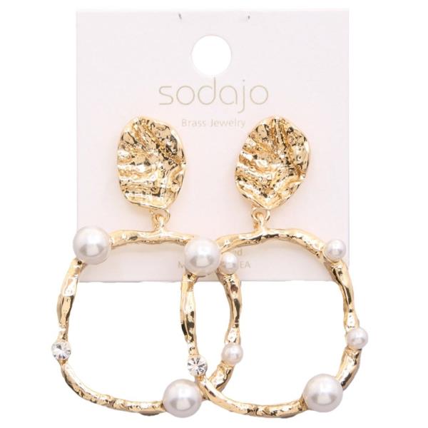 SODAJO GOLD DIPPED CZ TEXTURED PEARL ROUND DANGLE EARRING