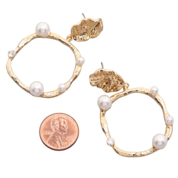 SODAJO GOLD DIPPED CZ TEXTURED PEARL ROUND DANGLE EARRING