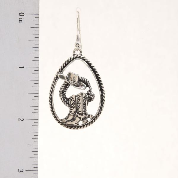 WESTERN STYLE TEARDROP METAL DANGLE EARRING