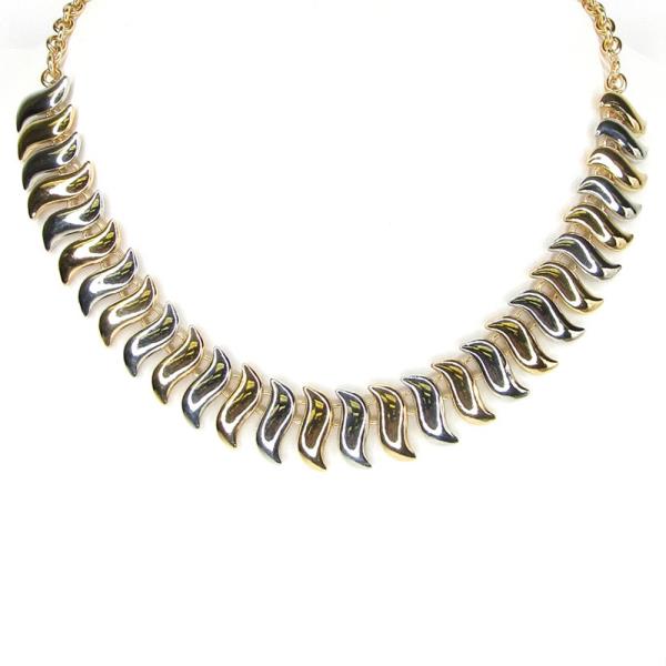 METAL WAVY CHAIN NECKLACE