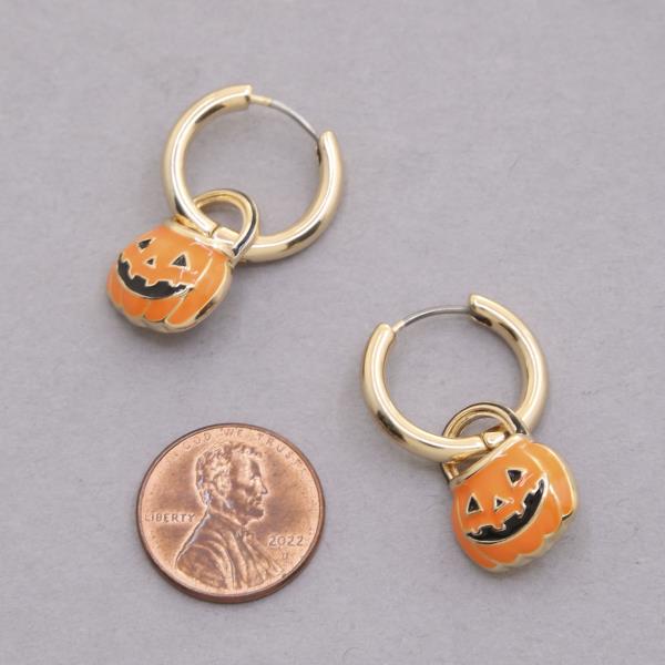 PUMPKIN HALLOWEEN HOOP DANGLE EARRING