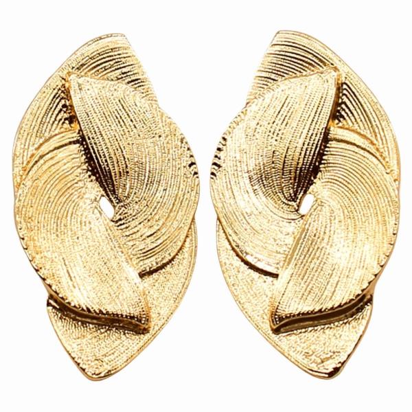 METAL TEXTURED LAYERED LEAF STUD EARRINGS
