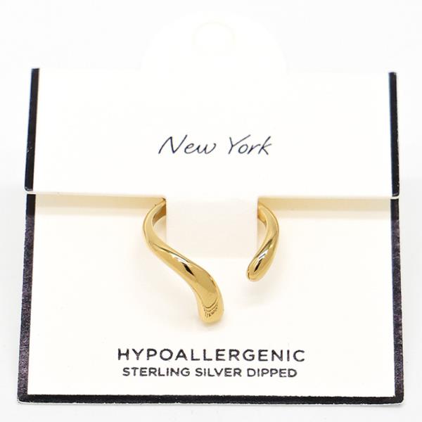 SECRET BOX SILVER DIPPED WAVY OPEN RING