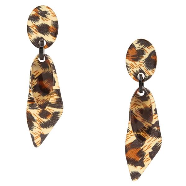 ANIMAL PRINT GEO SHAPE DANGLE EARRING