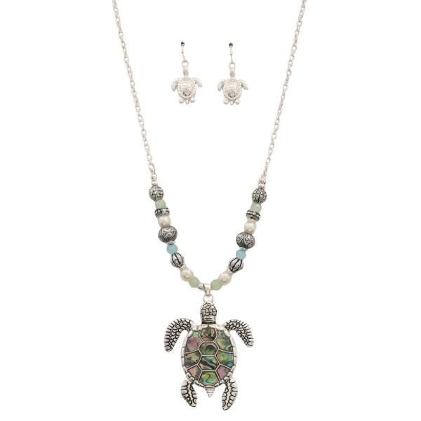 SEA TURTLE BEADED NECKLACE
