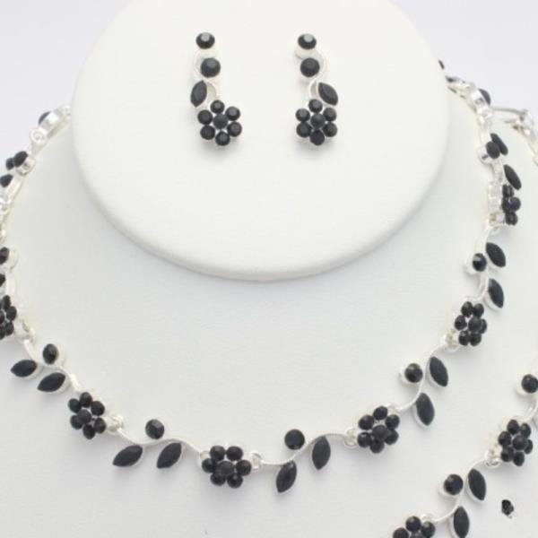 FLOWER LEAF PATTERN BRACELET NECKLACE SET