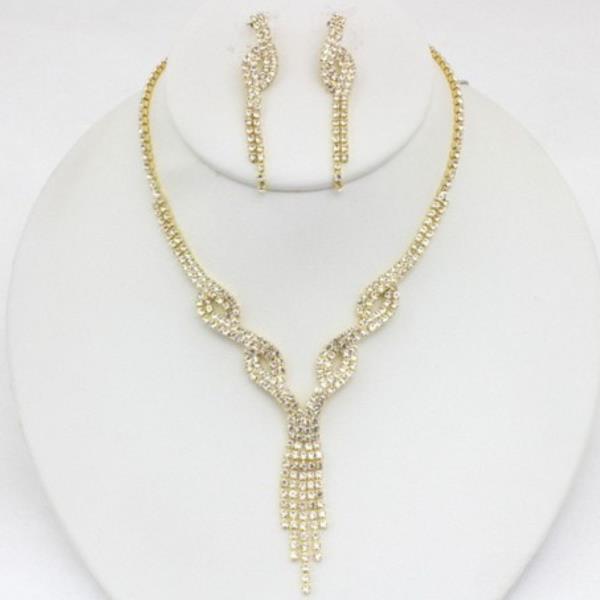 TWISTED METAL RHINESTONE NECKLACE