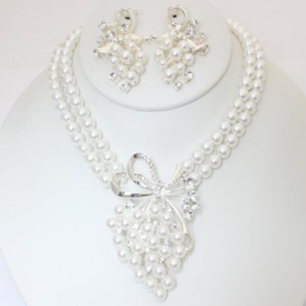 PEARL BEAD LAYERED NECKLACE