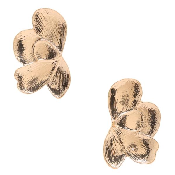 FLOWER METAL EARRING